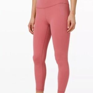 LULULEMON PINK LEGGINGS!!